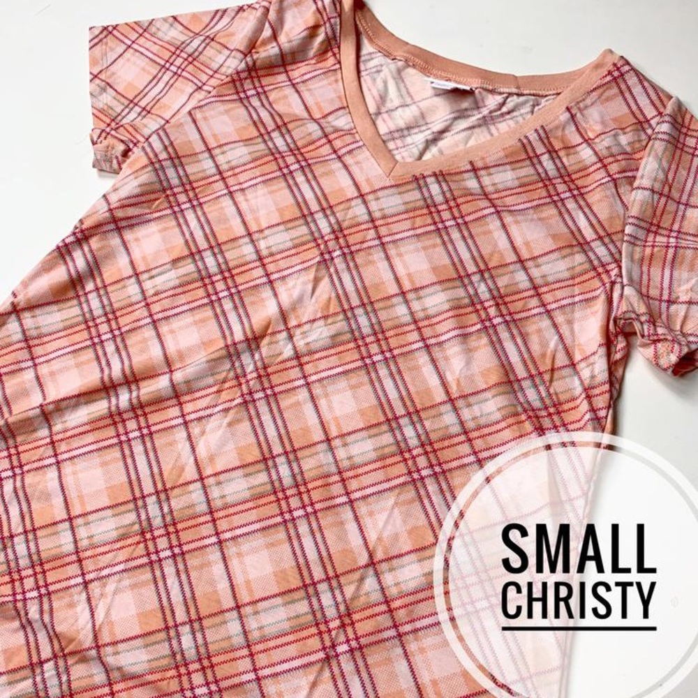 BNWT Lularoe Christy Tee